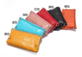 糖果色的雙生魅力 新款雙拉鏈斜挎包與手拿包的時尚演繹